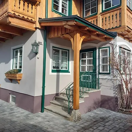 Salzafeld 아파트 *