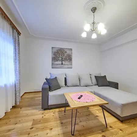 Salzafeld 아파트 *